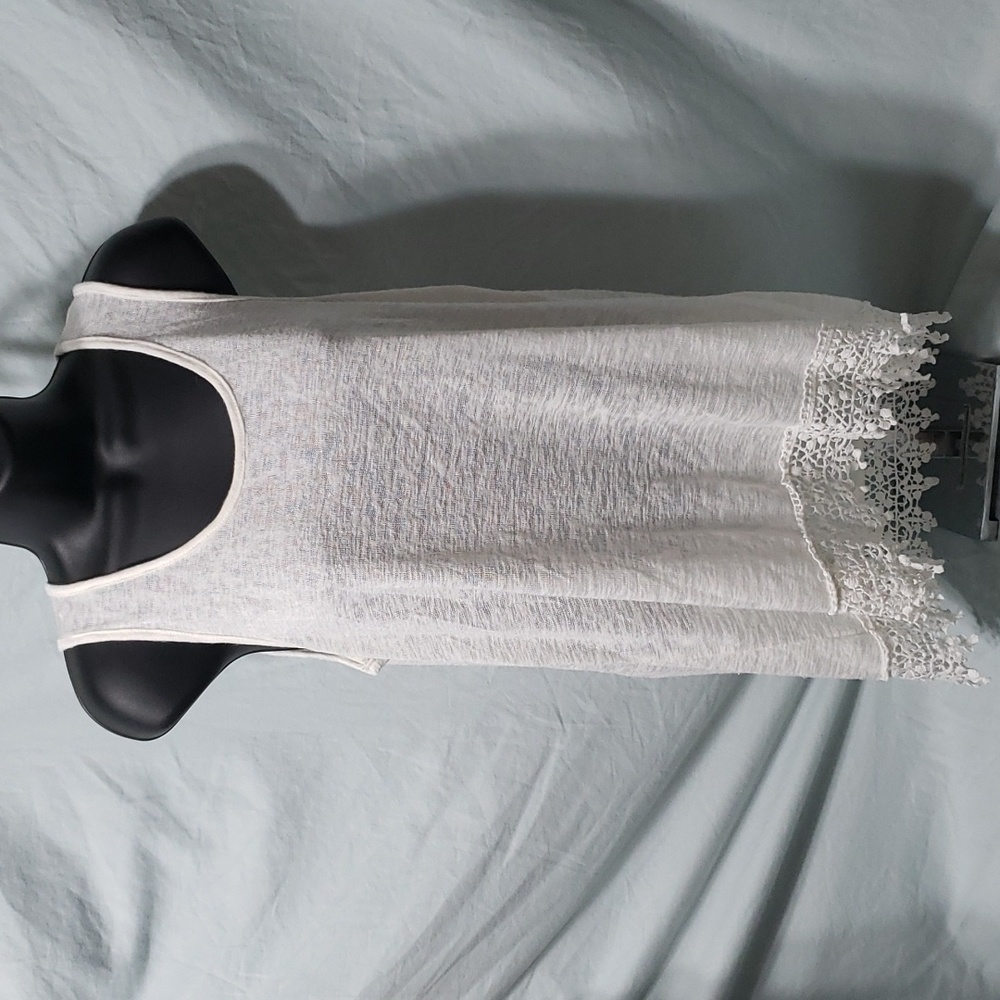 Bobeau Gauze Type Crochet Style Lace Trim Oversized Ivory Tank Size M